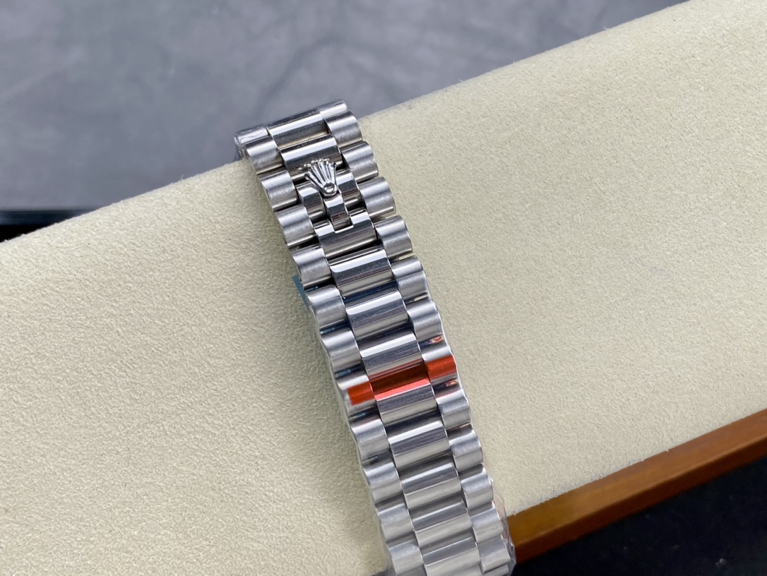 Rolex 36mm 24-Day date (1)