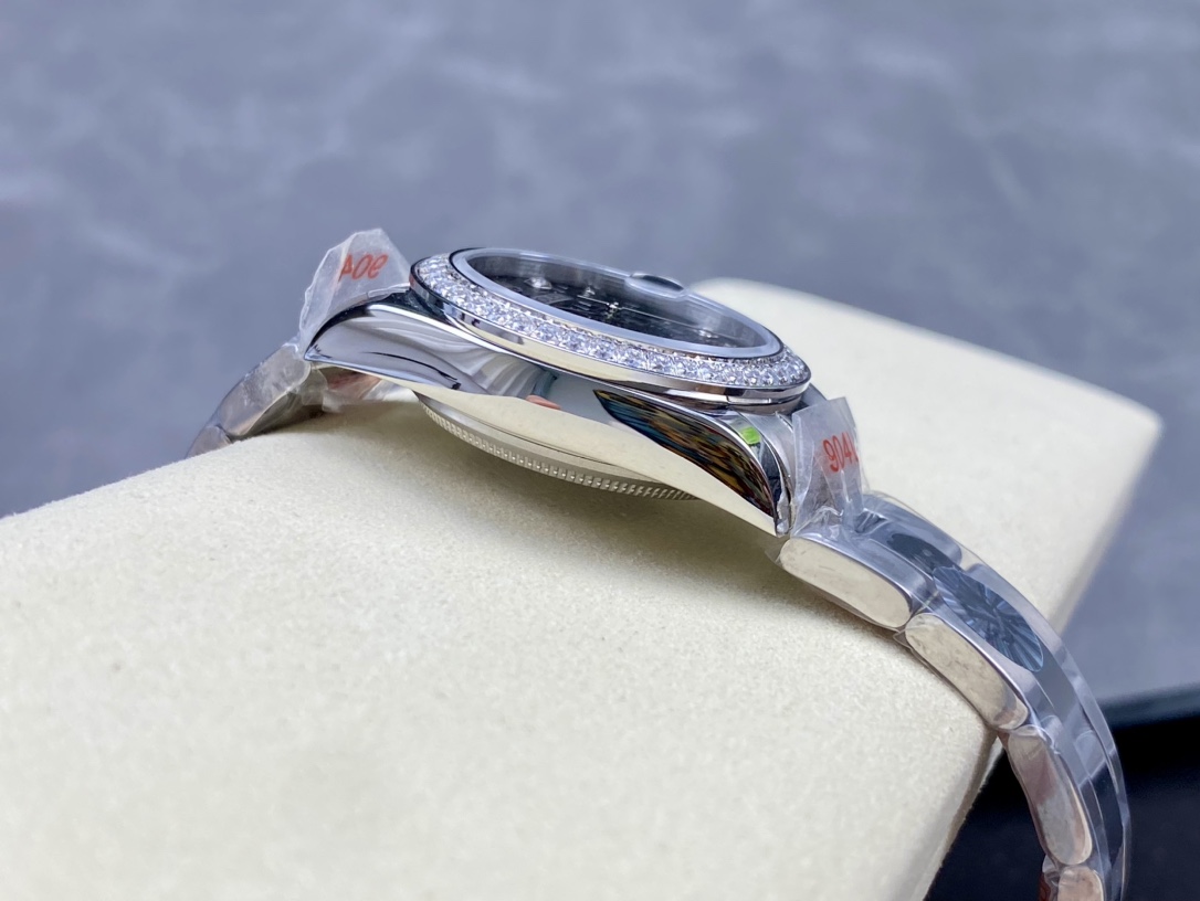 Rolex 36mm 44-Day date (4)