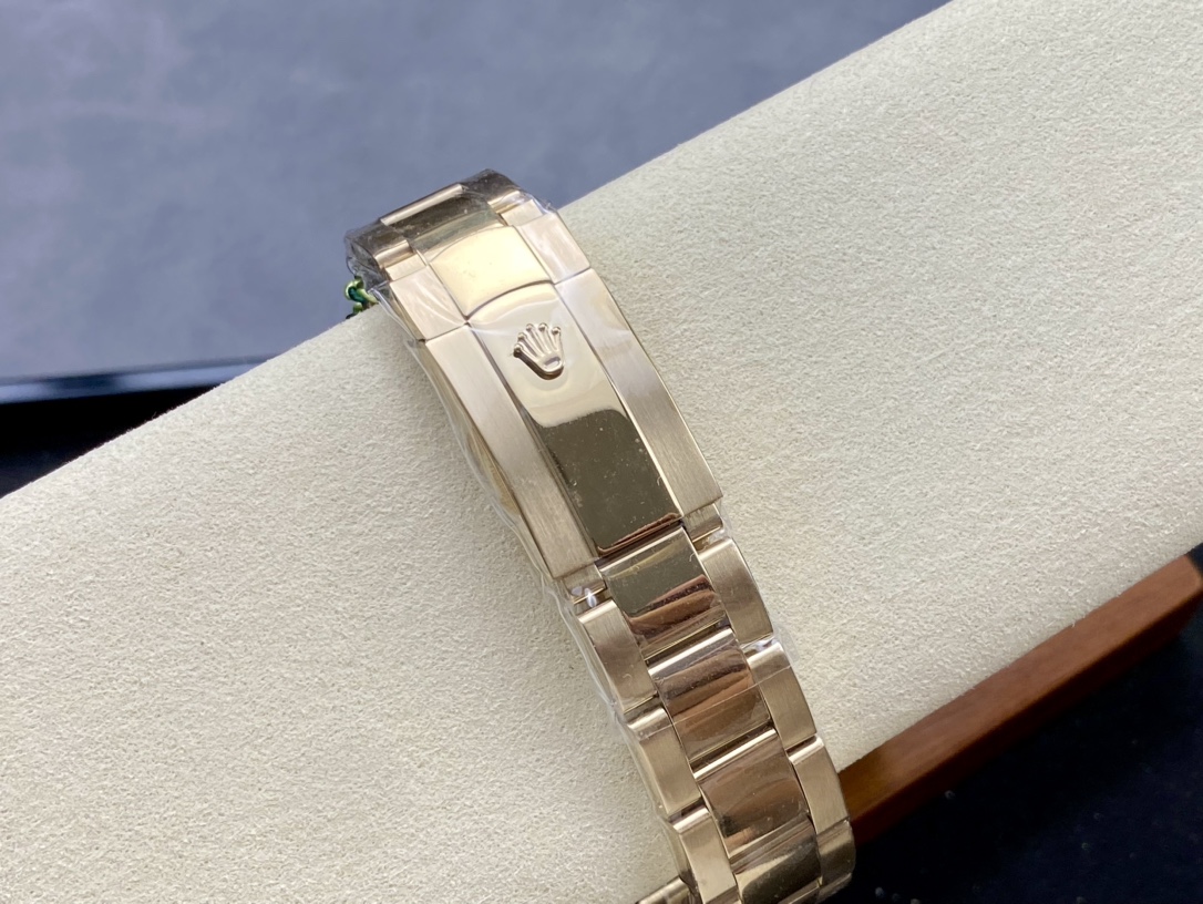 Rolex 36mm 45-Day date (1)