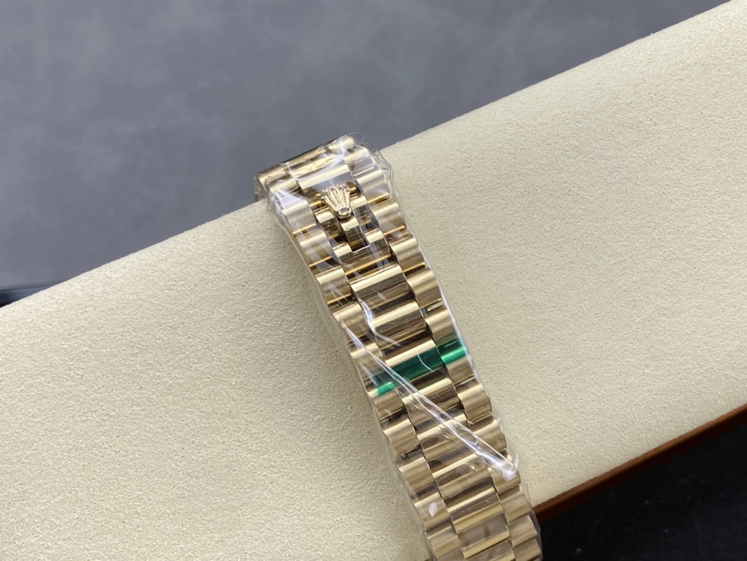 Rolex 36mm 47-day date (28)