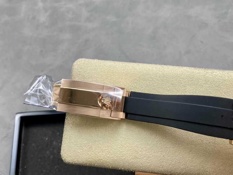 Rolex 40mm 13-Daytone (11)