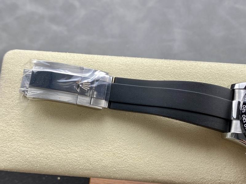 Rolex 40mm 19-daytone (2)