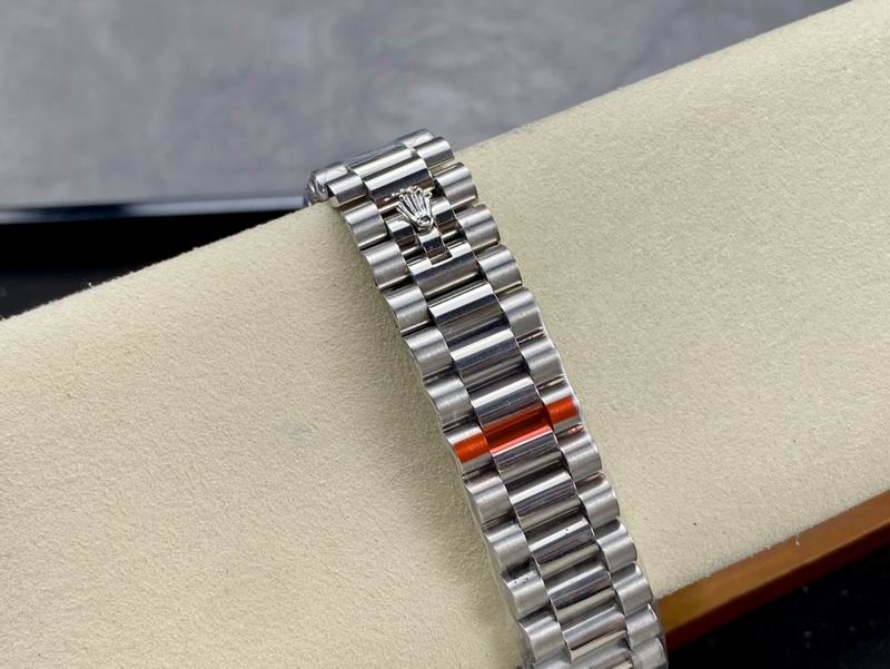 Rolex 40mm 31-Day date (2)