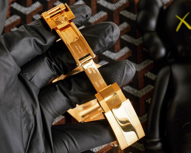 Rolex 40mm 52-GMT (4)