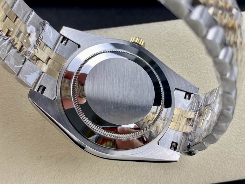 Rolex 41mm 11-Date Just (26)