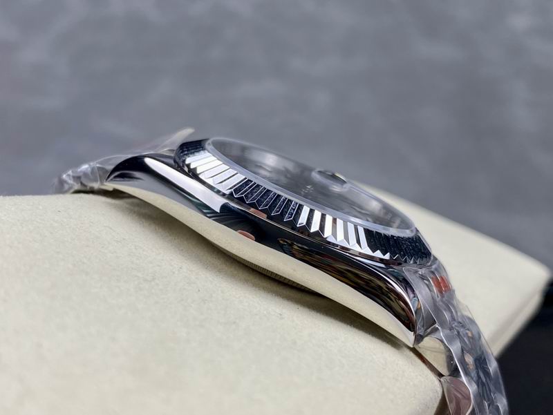 Rolex 41mm 13-Date Just (9)