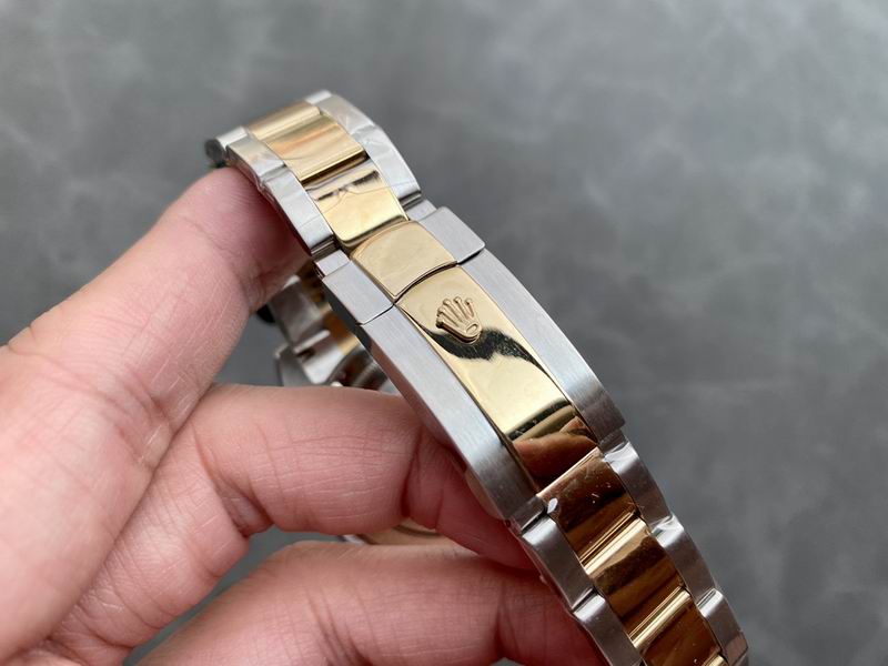 Rolex 42mm 10-Sky Dweller (108)