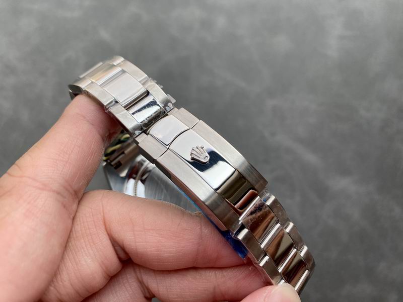 Rolex 42mm 10-Sky Dweller (120)