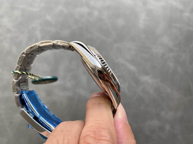 Rolex 42mm 10-Sky Dweller (125)