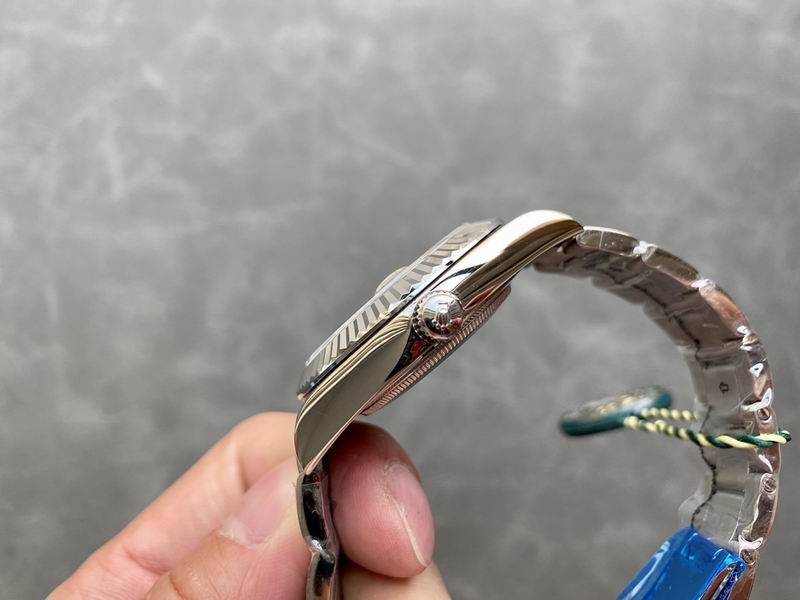 Rolex 42mm 10-Sky Dweller (131)