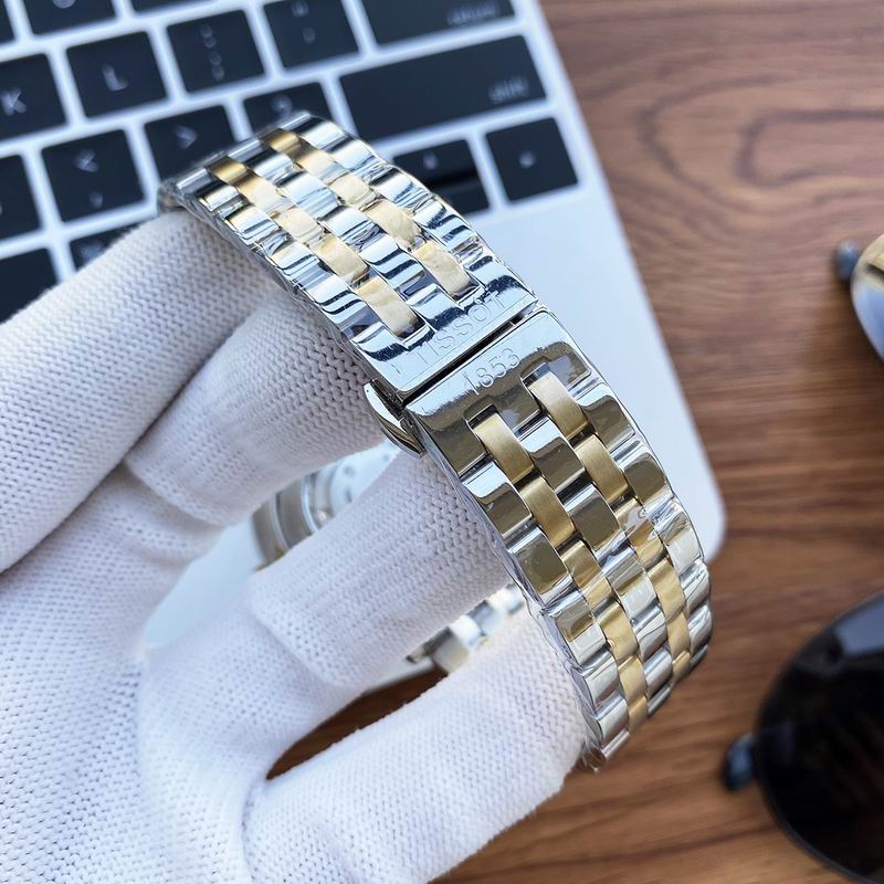 Tissot 40mm 32mm 06 (10)