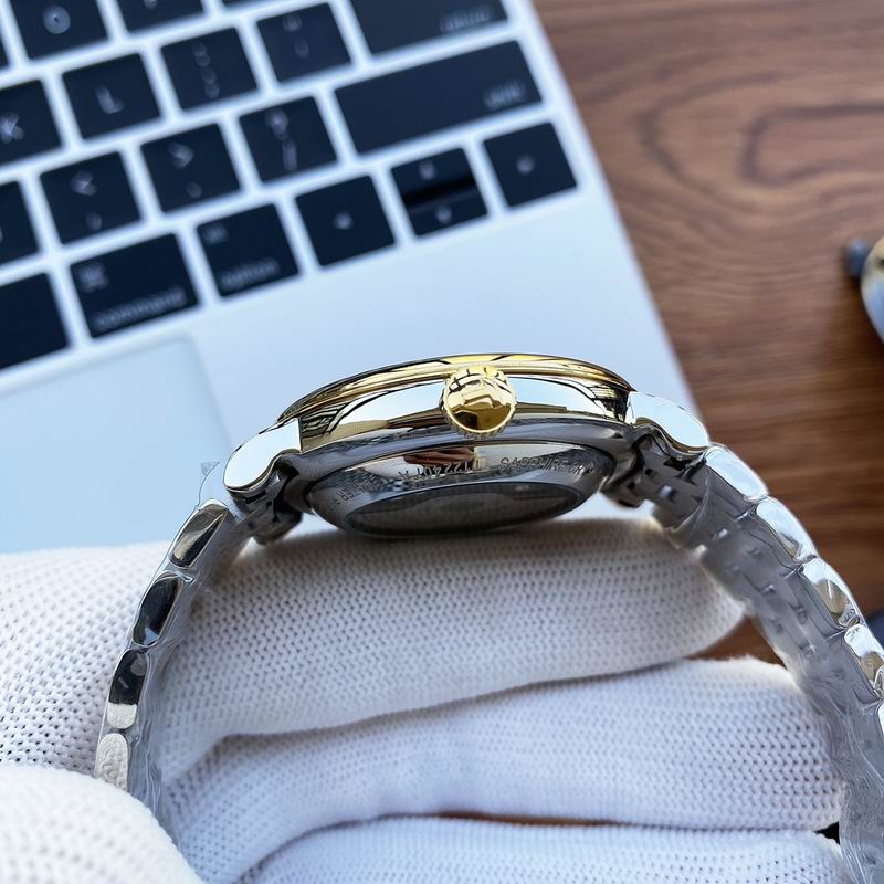 Tissot 40mm 32mm 06 (12)