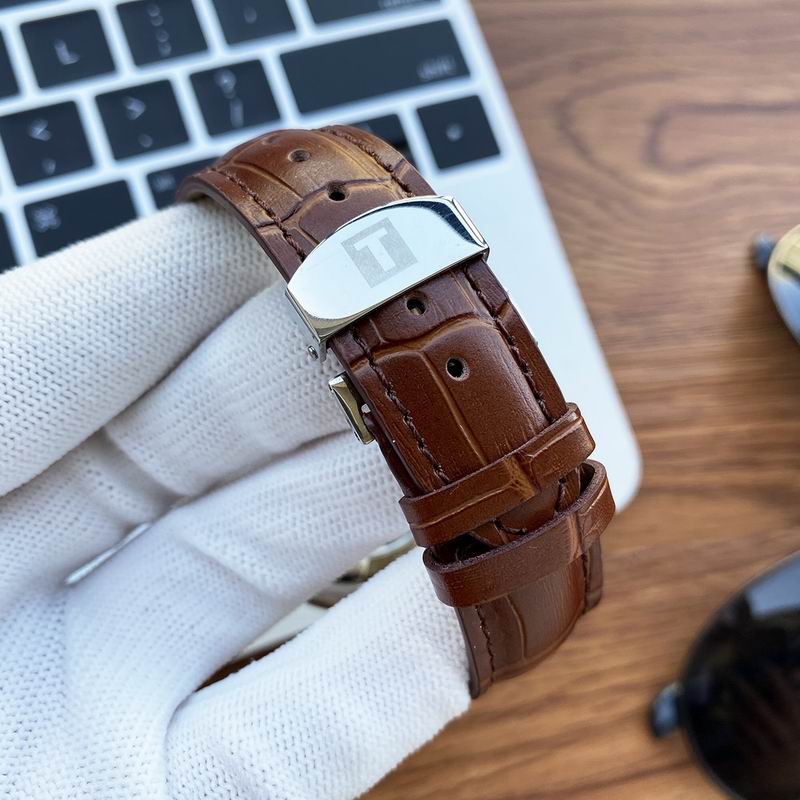 Tissot 40mm 32mm 06 (19)