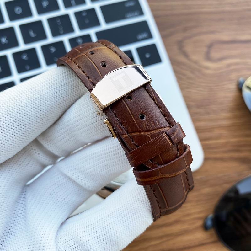 Tissot 40mm 32mm 06 (29)