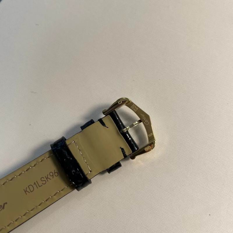 Cartier 36mm 28mm 17 (1)