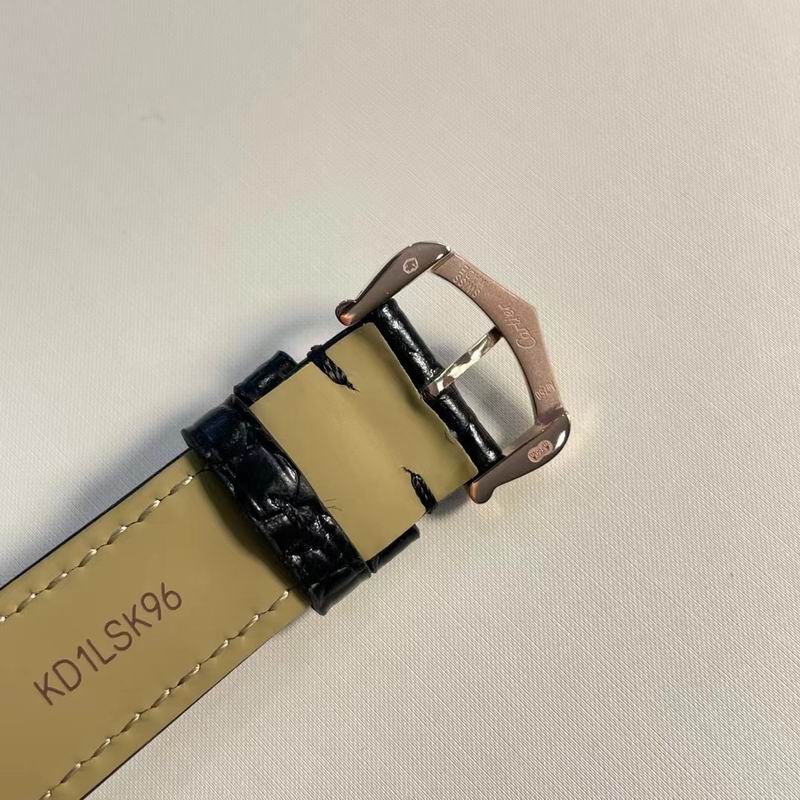 Cartier 36mm 28mm 17 (10)