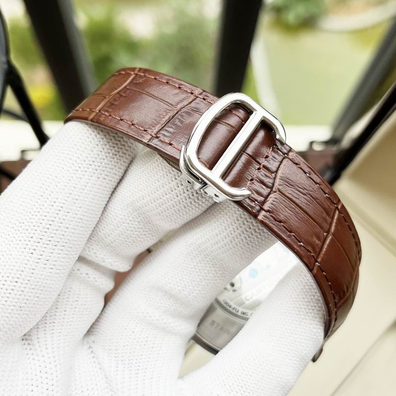 Cartier 44mm 105 (1)