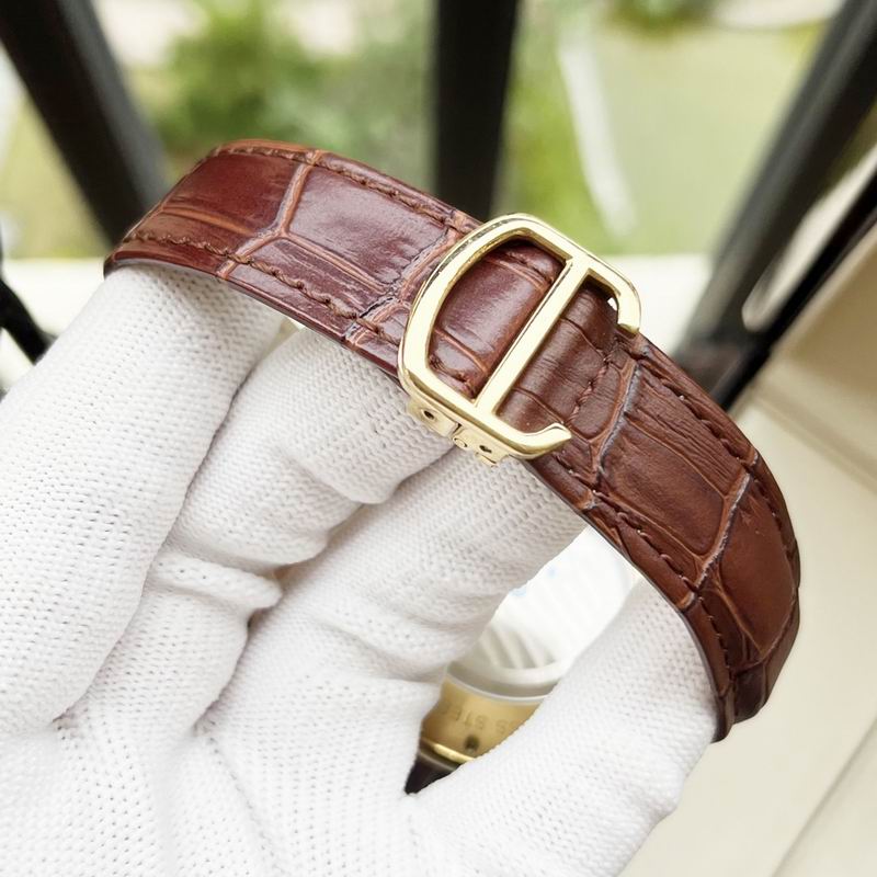 Cartier 44mm 110 (1)