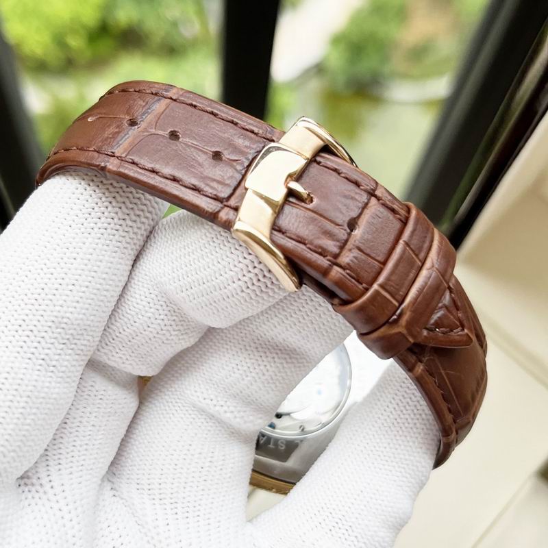 Cartier 44mm 113 (1)