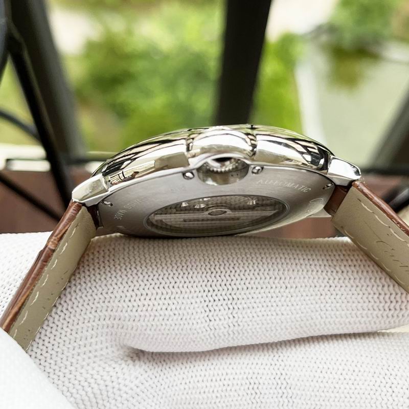 Cartier 44mm 119 (3)