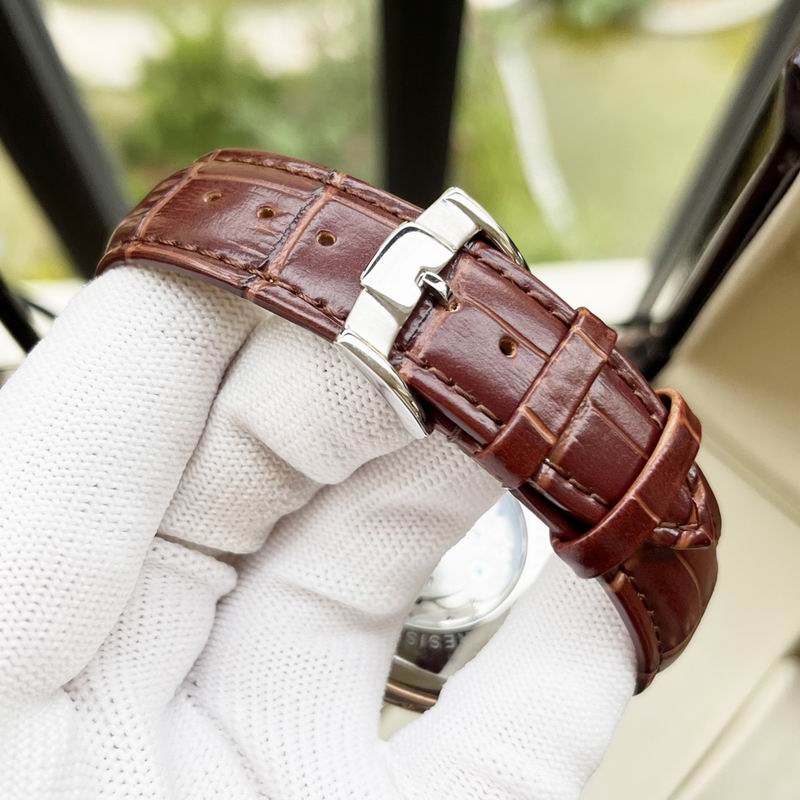 Cartier 44mm 129 (1)