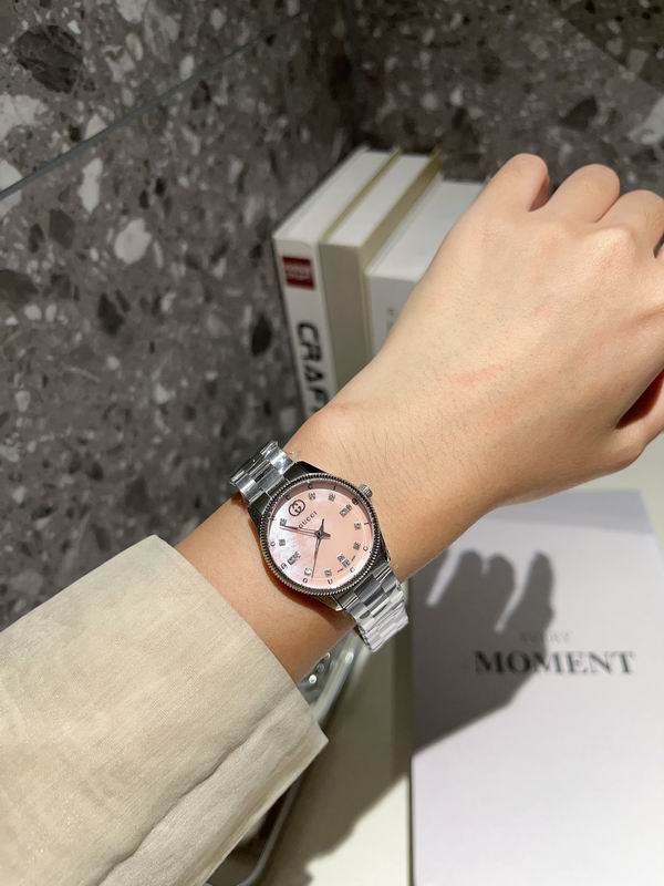 Gucci 40mm 29mm 95 (1)