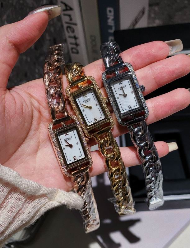 Hermes 17X23mm 74 (1)