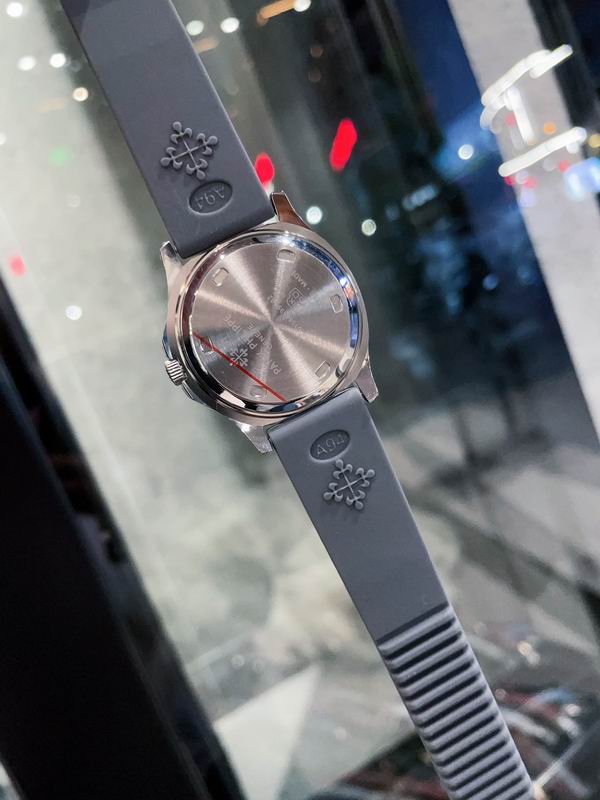 Patek Philippe 35.6mm 66 (11)