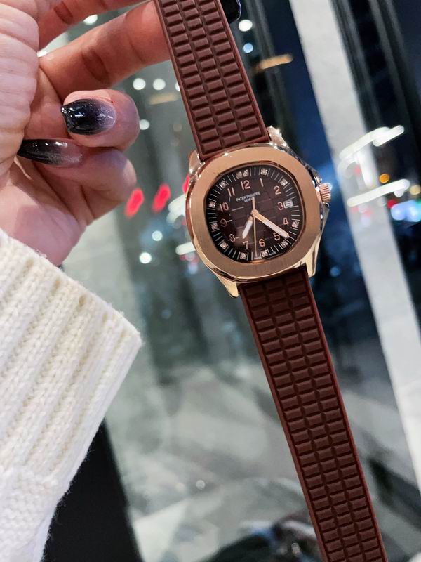 Patek Philippe 35.6mm 66 (4)