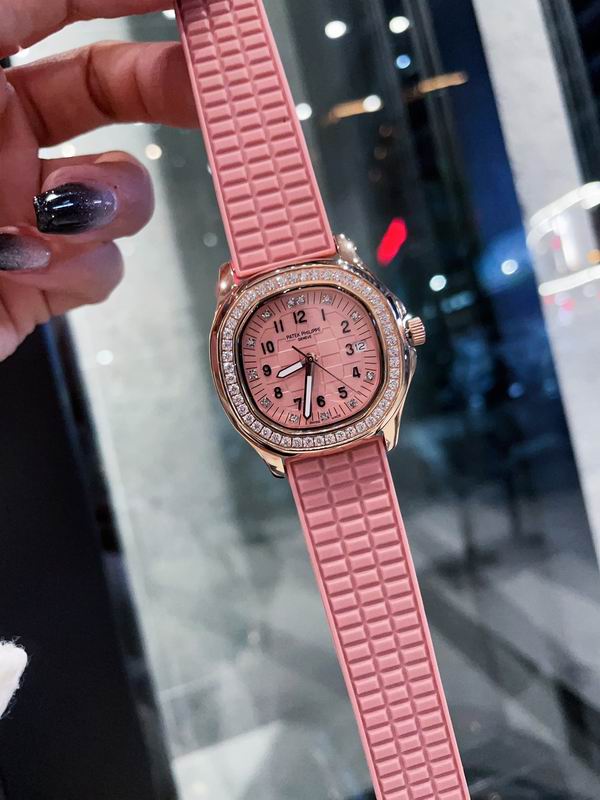 Patek Philippe 35.6mm 67 (4)