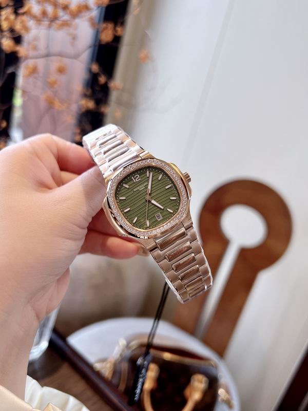 Patek Philippe 35mm 43 (10)