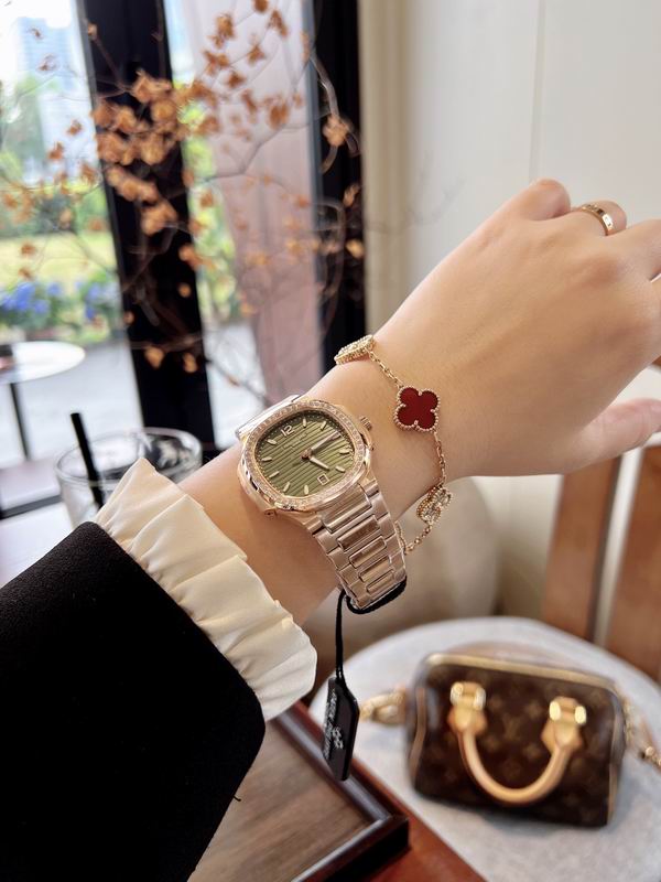 Patek Philippe 35mm 43 (5)