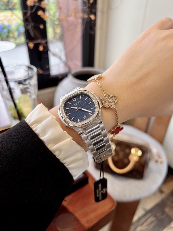 Patek Philippe 35mm 44 (12)