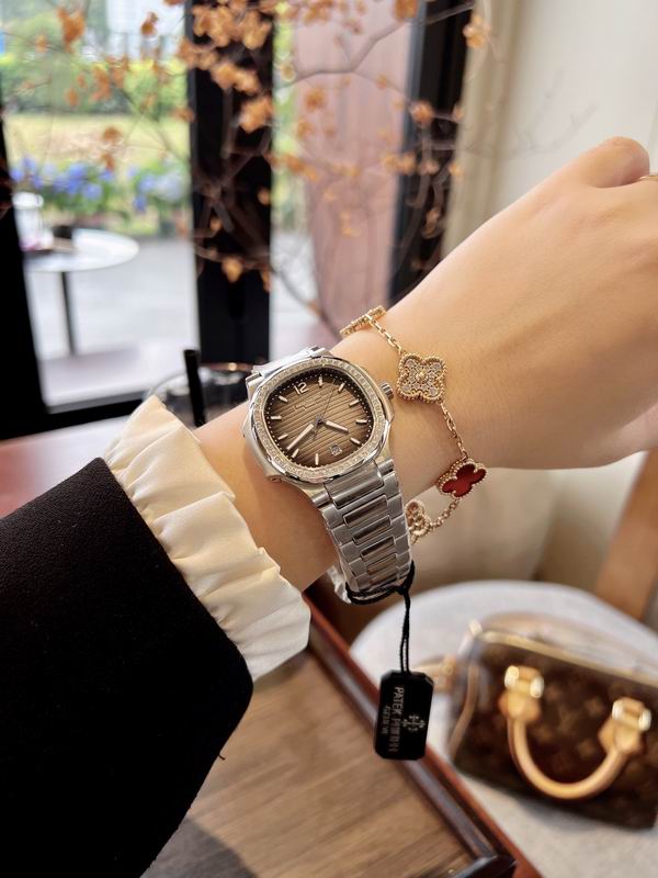 Patek Philippe 35mm 44 (13)