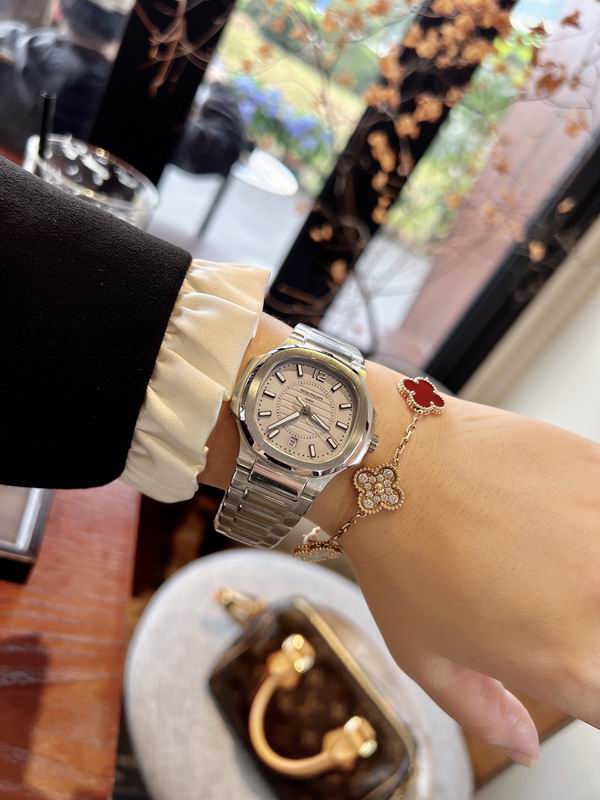 Patek Philippe 35mm 45 (14)