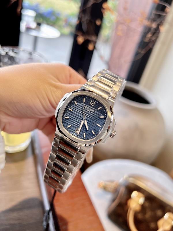 Patek Philippe 35mm 45 (22)