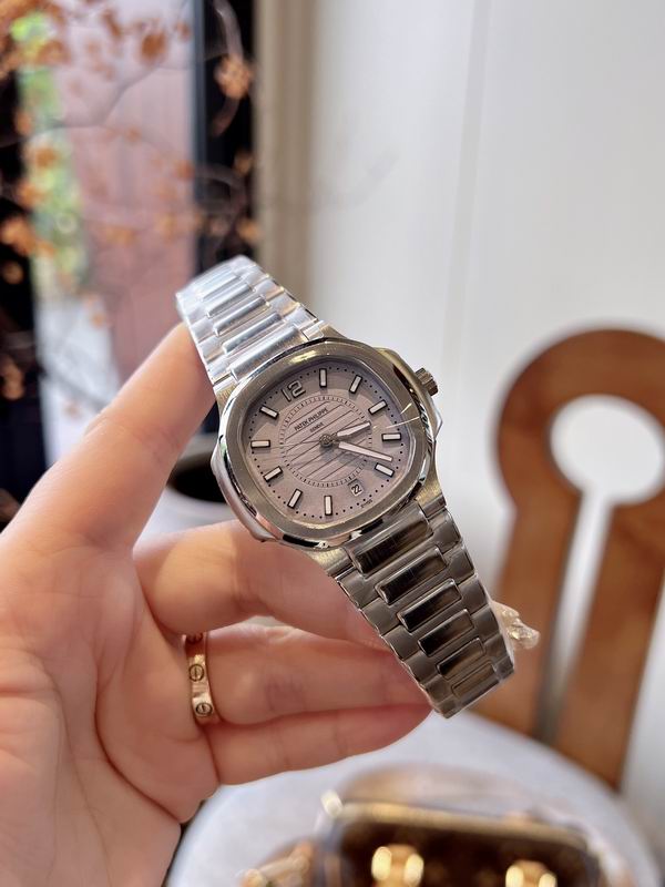 Patek Philippe 35mm 45 (24)