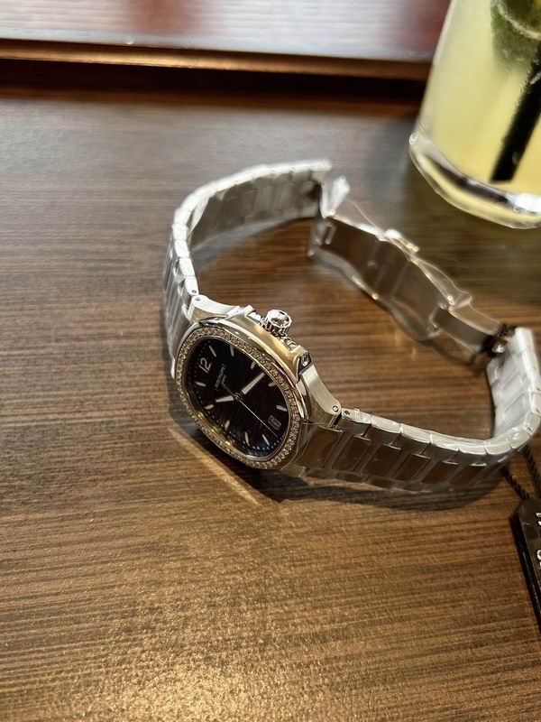 Patek Philippe 35mm 45 (3)