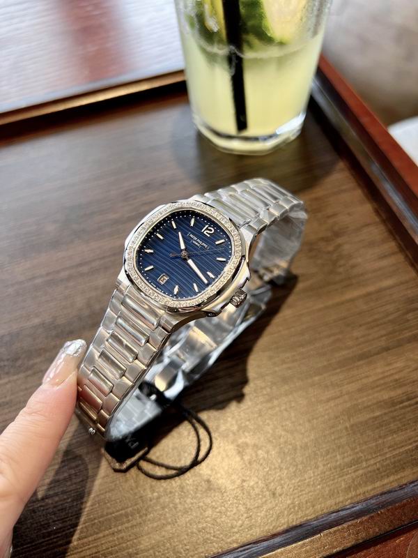 Patek Philippe 35mm 45 (4)