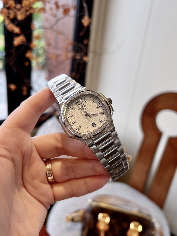 Patek Philippe 35mm 45 (6)