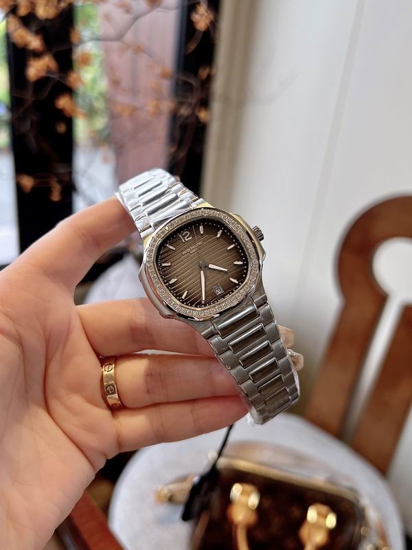 Patek Philippe 35mm 45 (7)