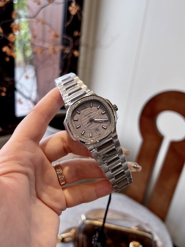 Patek Philippe 35mm 45 (9)