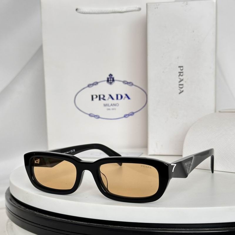 Prada PRB06S 53 20-145 e01