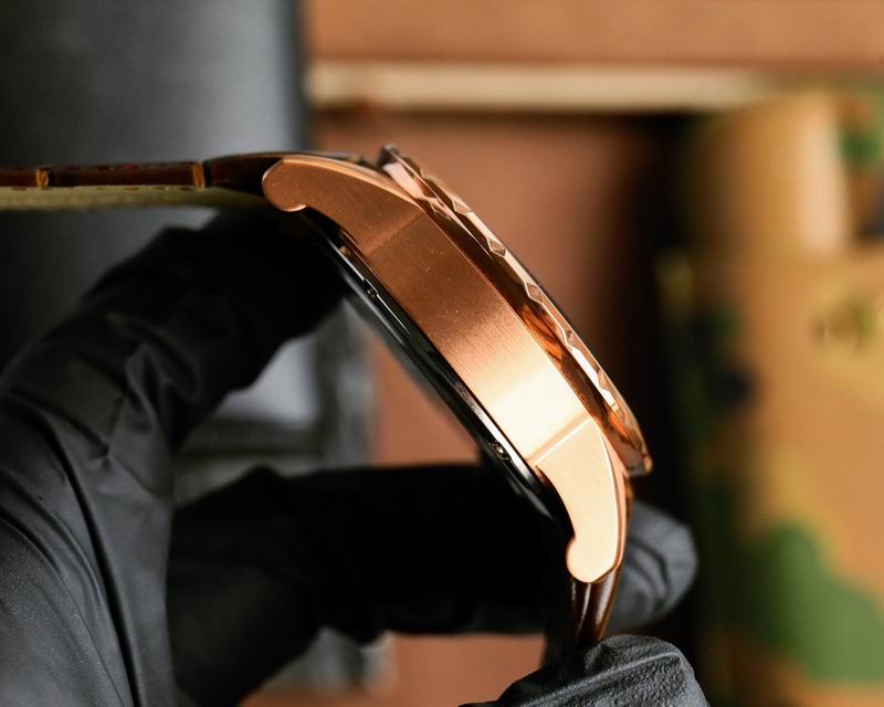 Roger Dubuis 46mm 78 (12)