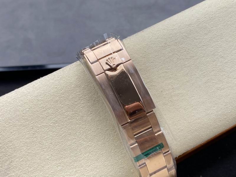 Rolex 40mm 19-daytone (1)