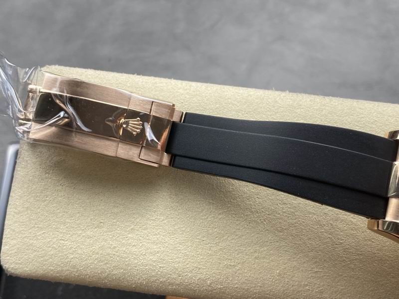 Rolex 40mm 20-daytone (2)