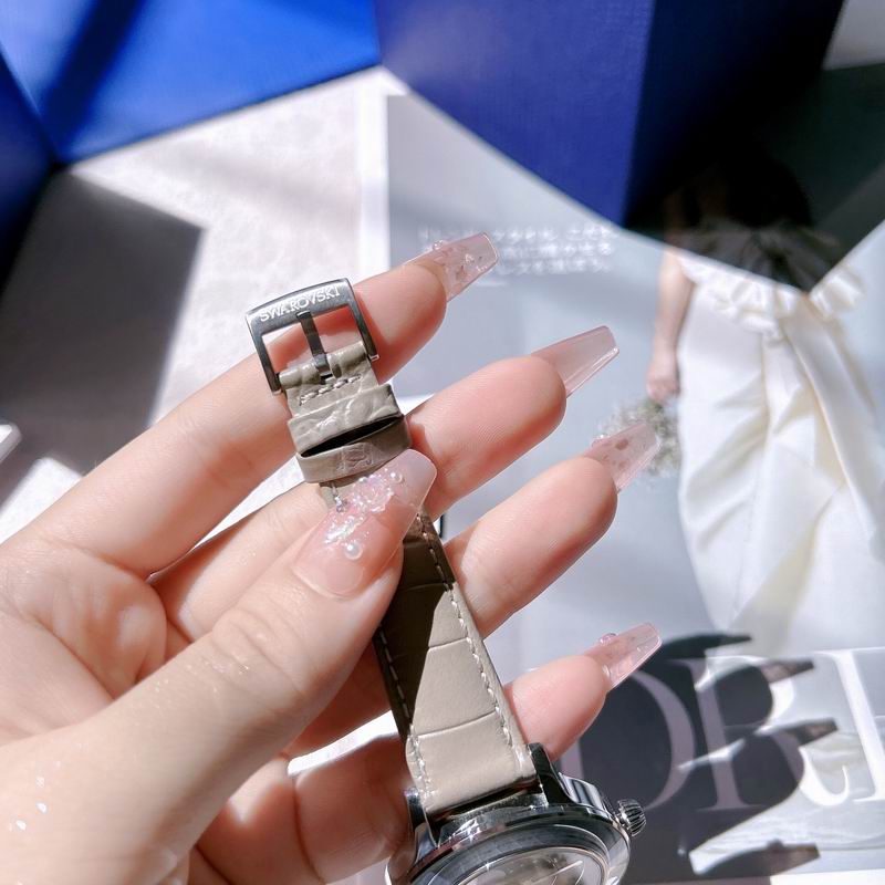 Swarovski 39mm 21 (12)