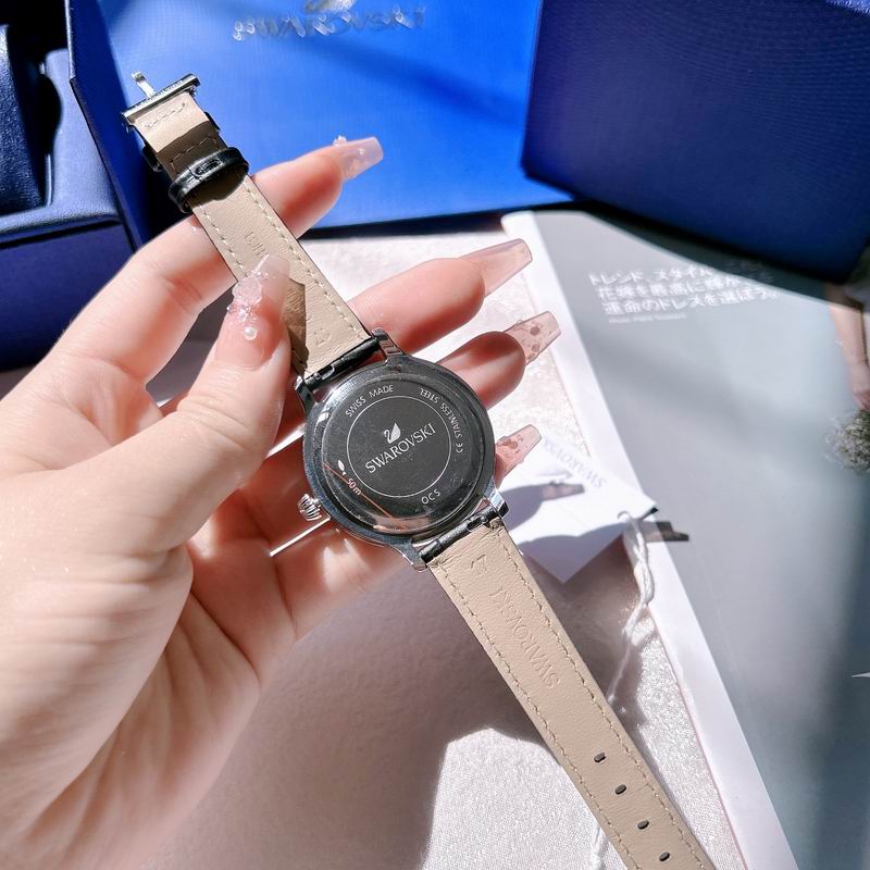 Swarovski 39mm 21 (20)