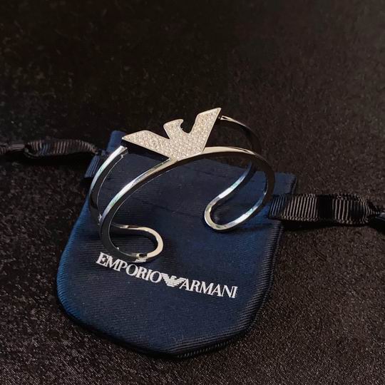 Armani bracelet 11lyh13 (3)