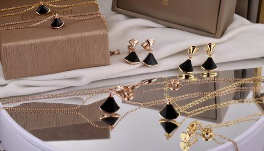 Bvlgari suits 11lyh32 (8)